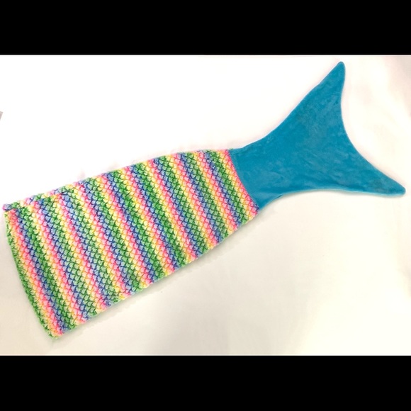 Kids Mermaid Tail Blanket / Costume - Picture 1 of 4